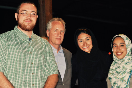 MAC volunteers with Mayor Fischer at Vigil for Istanbul and Sister Cities IFtar