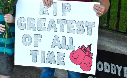 People paying tribute to Muhammad Ali's Janazah